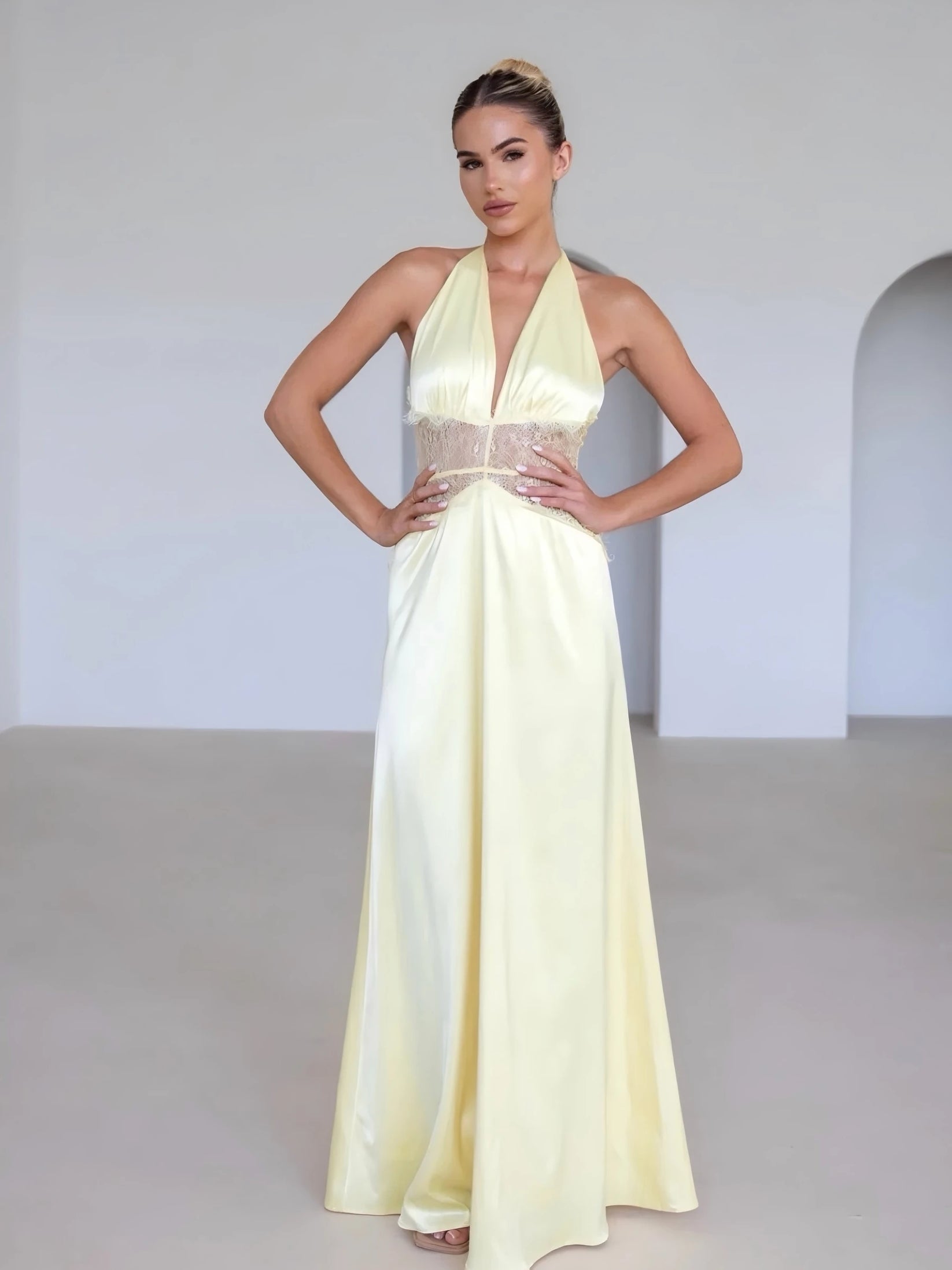 Primrose Yellow - Long Silke Satin Maxi Dress