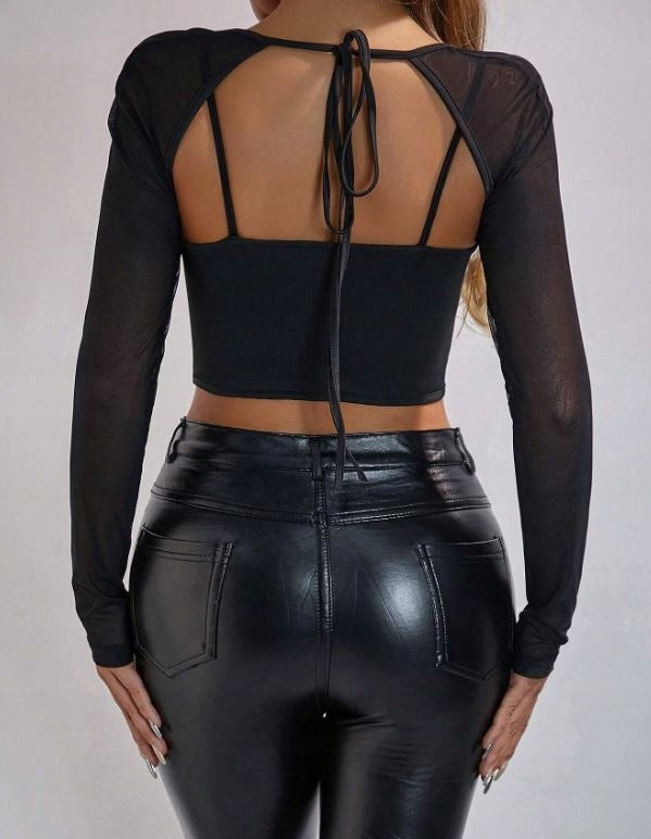 CZARNA CUTOUT LONG SLEEVE CROP TOP -BLACK